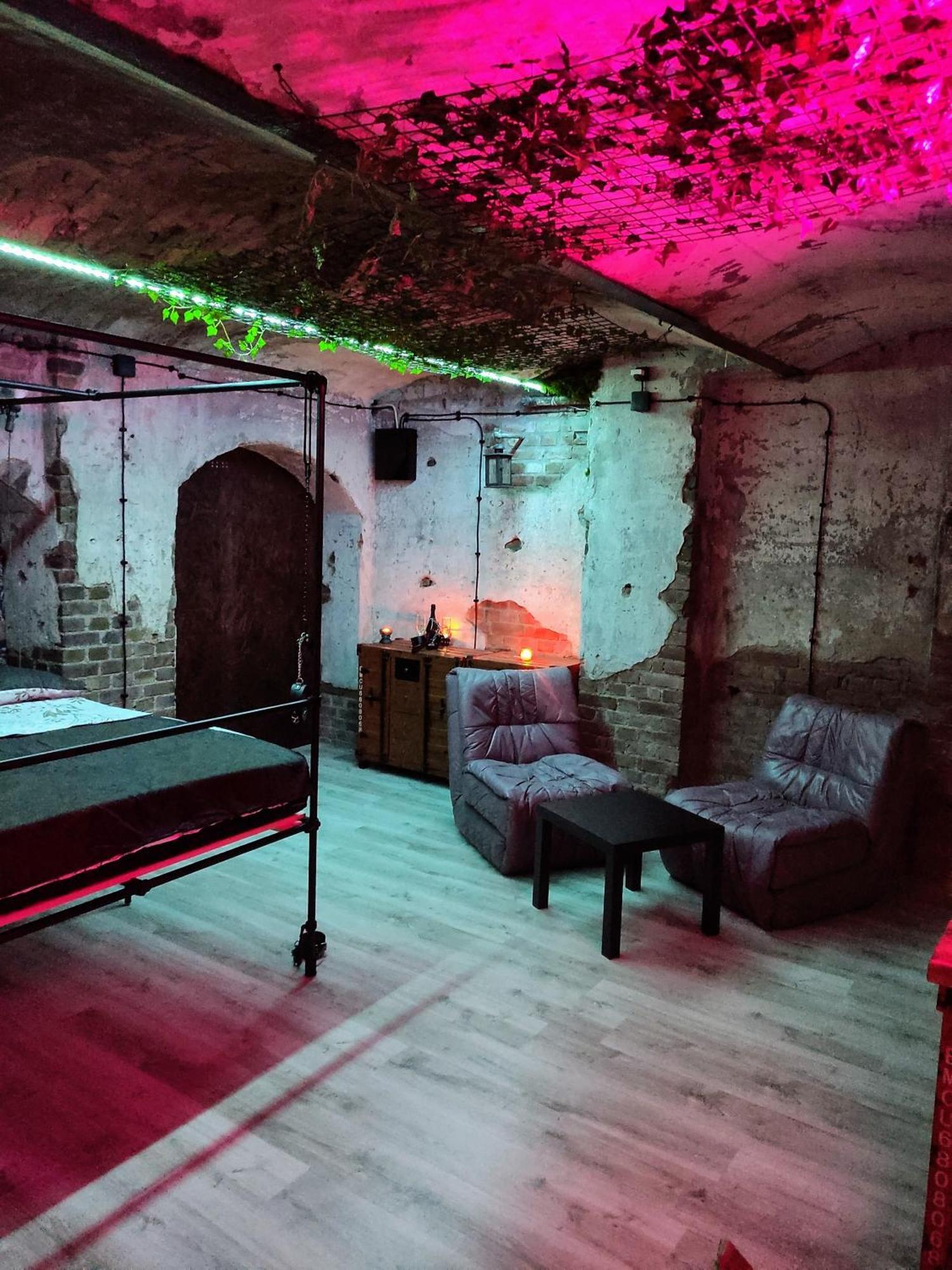 Useme Bdsm - Uwolnij Pragnienia Apartment *