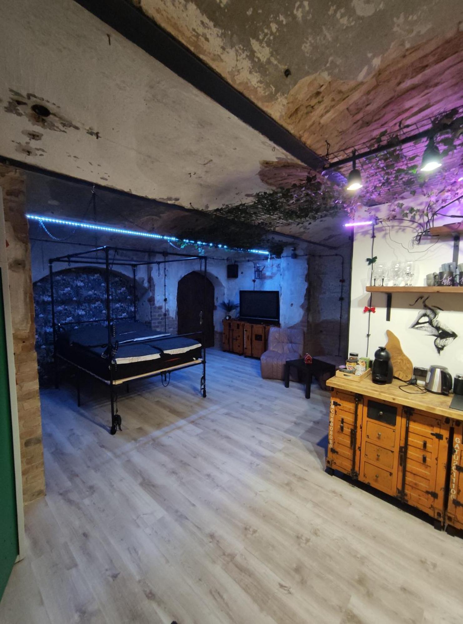 Useme Bdsm - Uwolnij Pragnienia Apartment Posen
